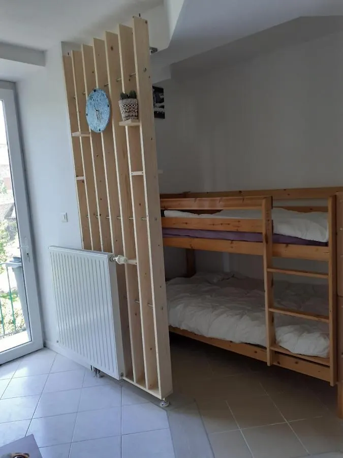 Studio en plein centre ville - 2 à 4 personnes Tence Appartement