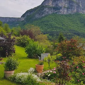  Appartement Au Pied De La Montagne Et Vue Imprenable